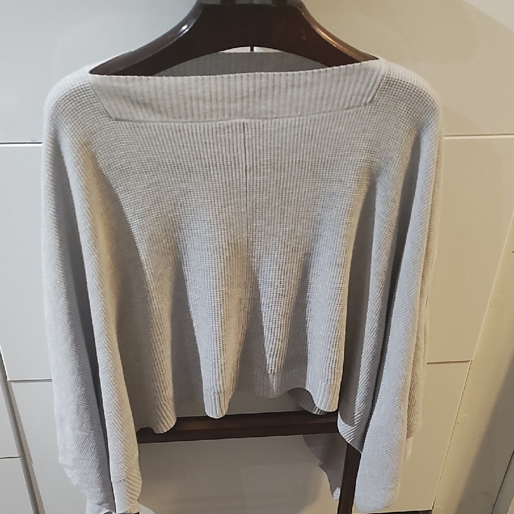 Lululemon Athletica Off-the-Shoulder Gray Sweater